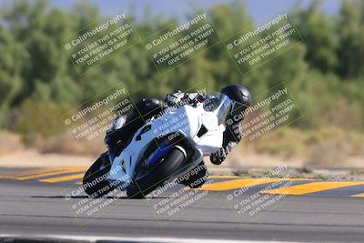 media/Nov-06-2022-SoCal Trackdays (Sun) [[208d2ccc26]]/Turn 7 Set 1 (1050am)/